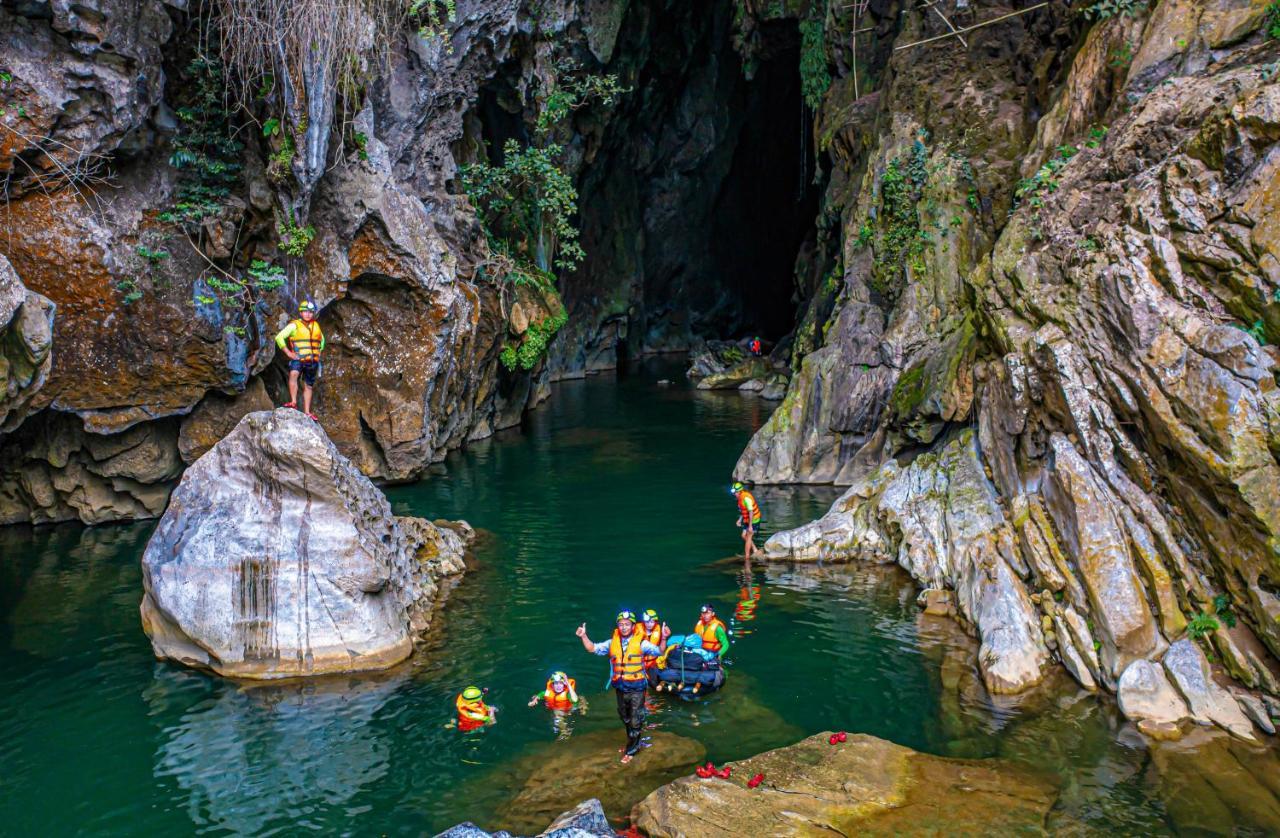 Greenland Backpackers Hostel Phong Nha Eksteriør billede